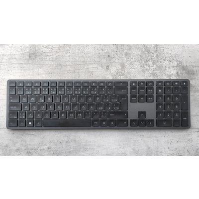 Bezdrátová klávesnice HP 975 Dual-Mode (3Z726AA)