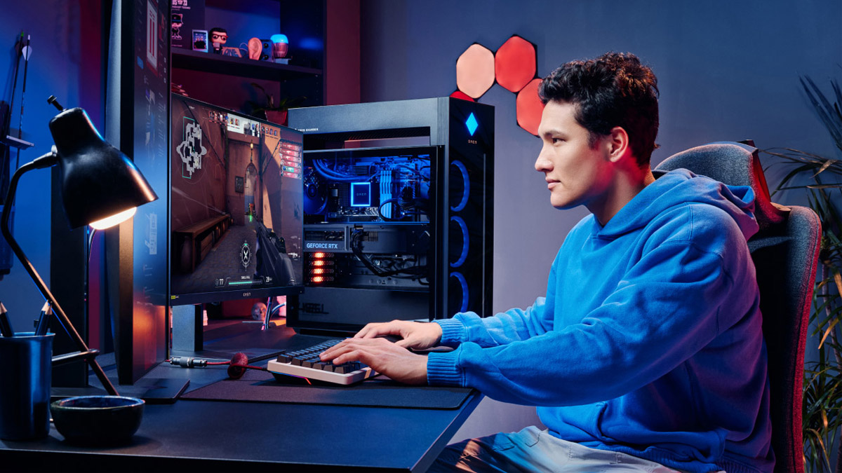 Jaký vybrat  herní notebook či PC? 🎮